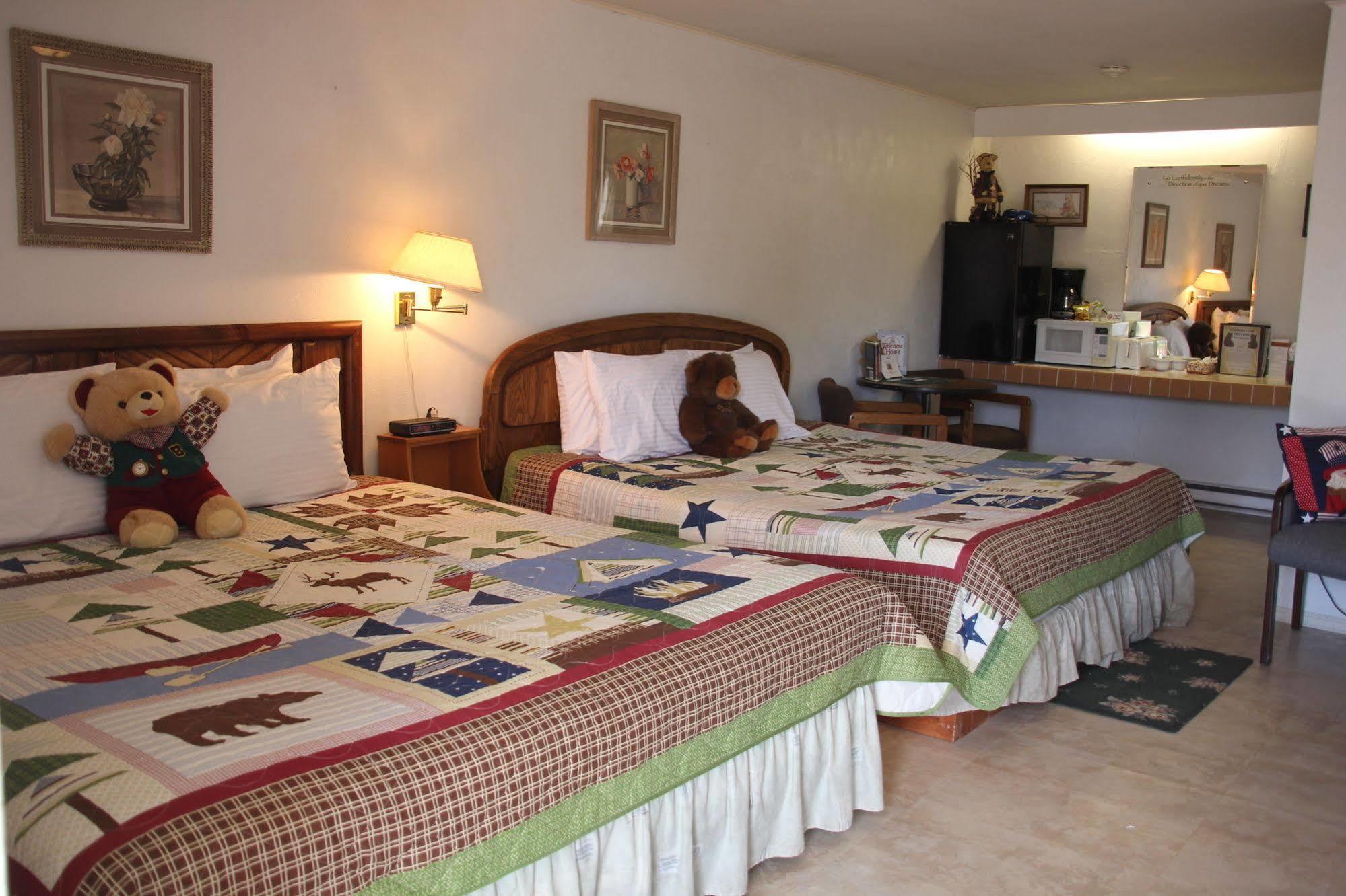 Black Bear Inn Dubois Kültér fotó